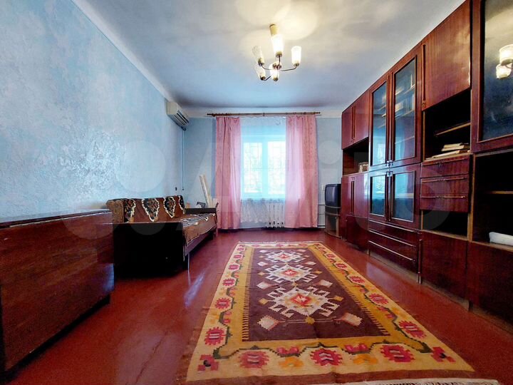 2-к. квартира, 46 м², 1/4 эт.