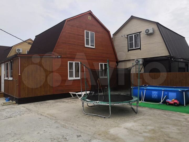 Дом 65 м² на участке 1,5 сот.