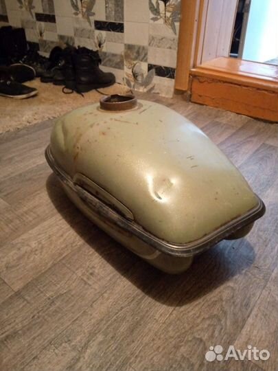 Бак от мотоцикла Урала