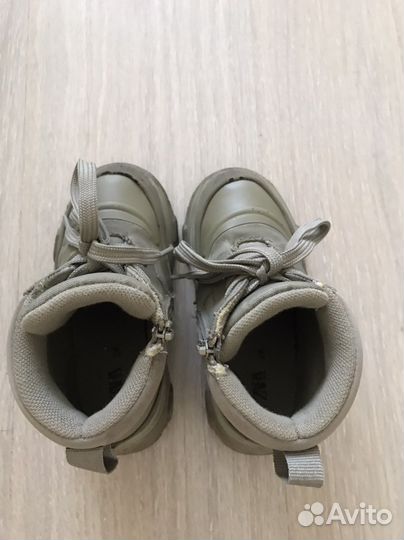 Ботинки zara,24