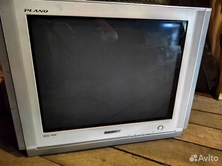 Телевизор samsung