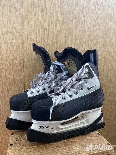 Коньки Nike