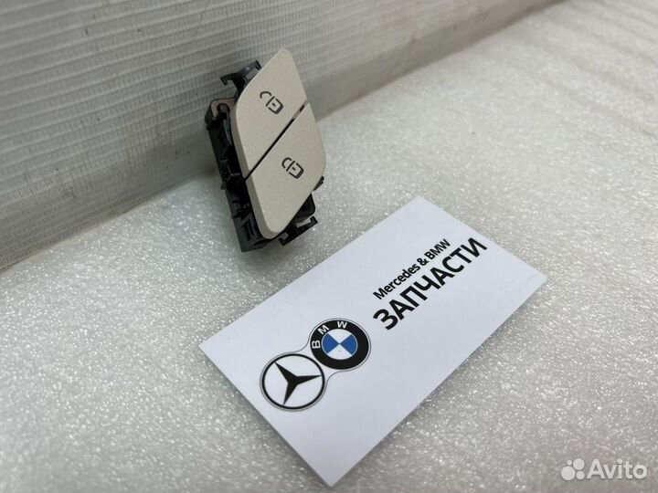 Блок переключателей двери Mercedes A24790522008T92