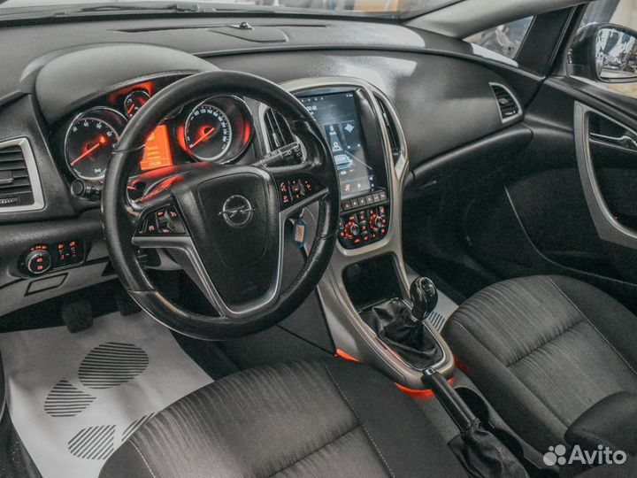 Opel Astra 1.4 МТ, 2010, 175 600 км