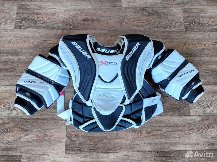 Форма вратаря, нагрудник,щикти