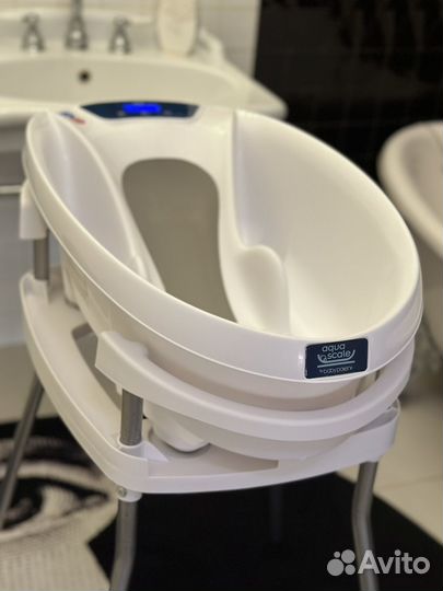 Ванночка с подставкой Baby Patent электронная