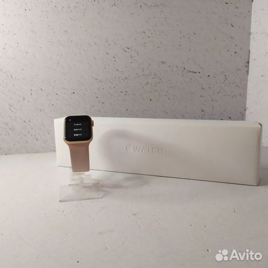 Смарт-часы Apple Watch series 6 40mm