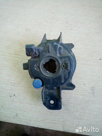 Фара противотуманная передняя правая Nissan