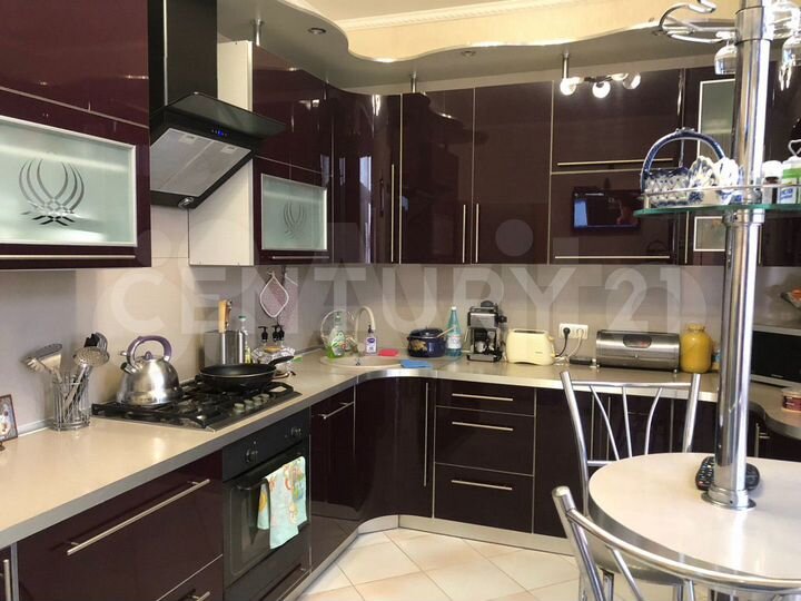 Коттедж 266,9 м² на участке 11 сот.