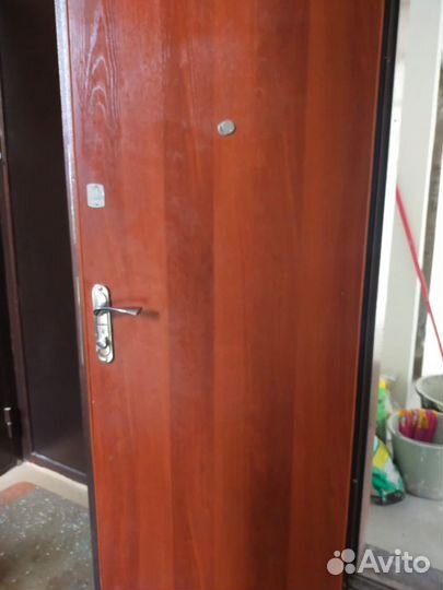 Металлическая входная дверь