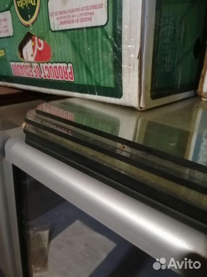 Стеклянная витрина