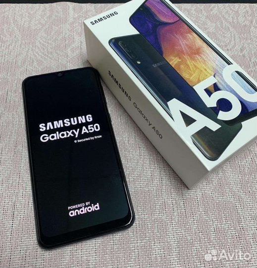 Samsung Galaxy A50, 4/128 ГБ