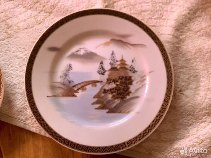 Фарфоровый чайный сервиз на 6 персон