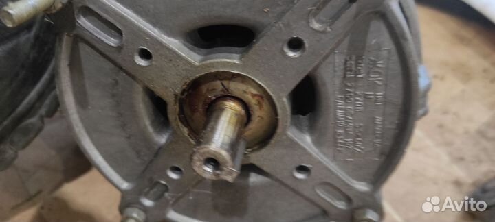 Электродвигатель 220в