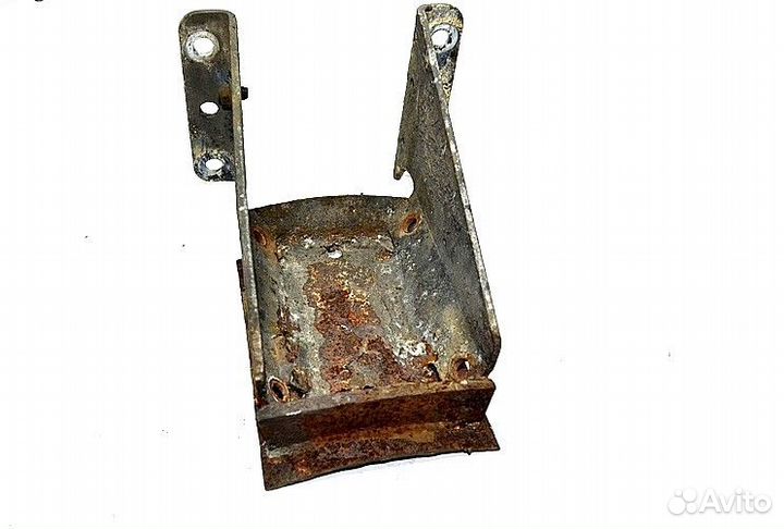 Кронштейн глушителя volvo FH12 2-seeria (01.02)