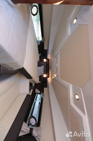 Моторная яхта Grandezza 28 OC новый в наличии