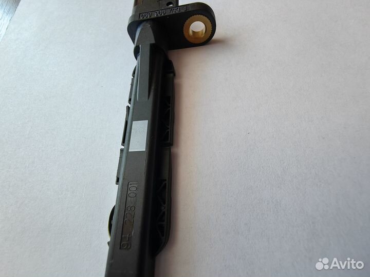 Датчик положения коленвала Volkswagen, Audi