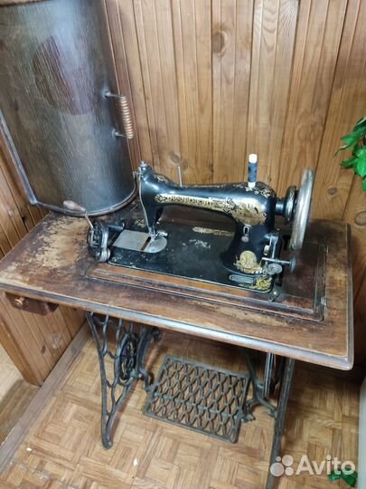 Швейная машинка зингер,кехлер