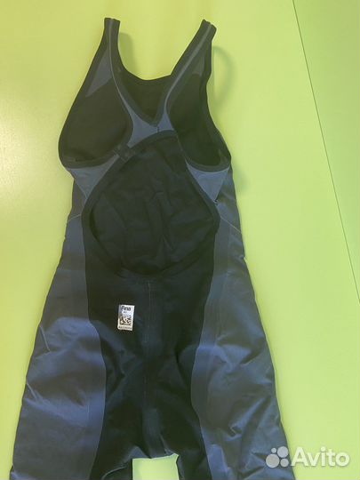 Гидрокостюм женский arena