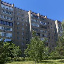 2-к. квартира, 50 м², 1/9 эт.