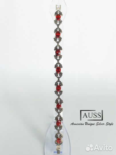 Серебряное кольцо с гранатом