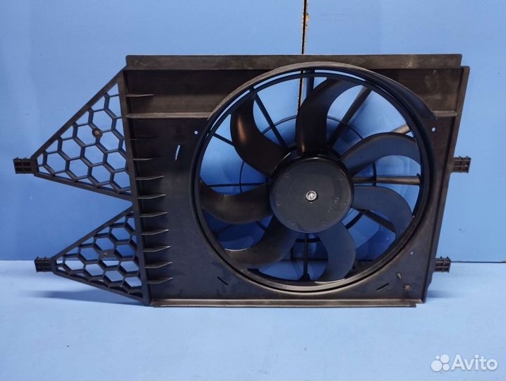 Вентилятор охлаждения Volkswagen Polo