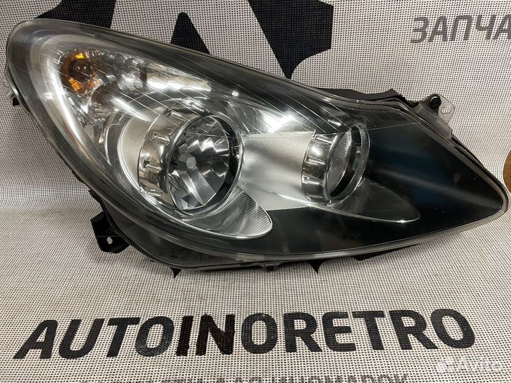 Фара правая Opel Corsa D