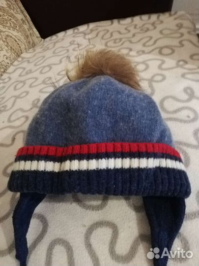 Шапка зимняя на 6-7 лет