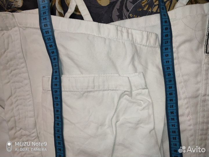 Кимоно для каратэ/дзюдо