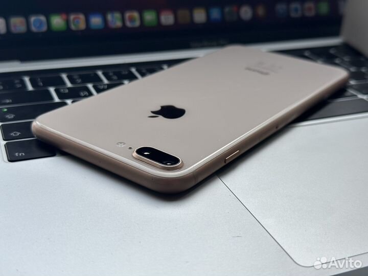 iPhone 8 Plus, 64 ГБ