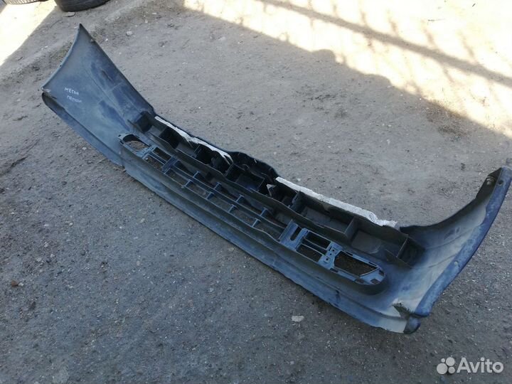 Бампер передний Рено Меган 1