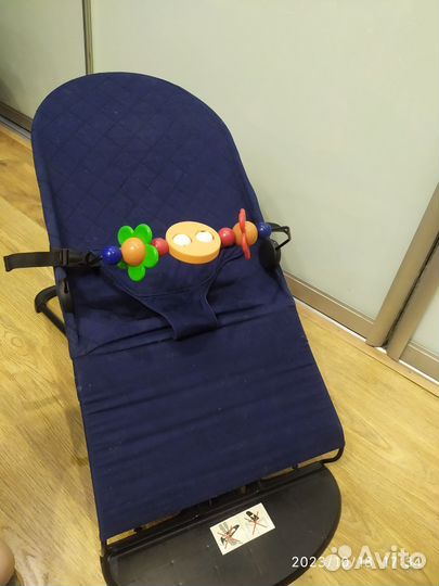 Шезлонг для новорожденного