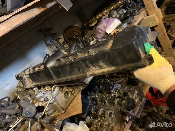 Клапанная крышка bmw N73 b60