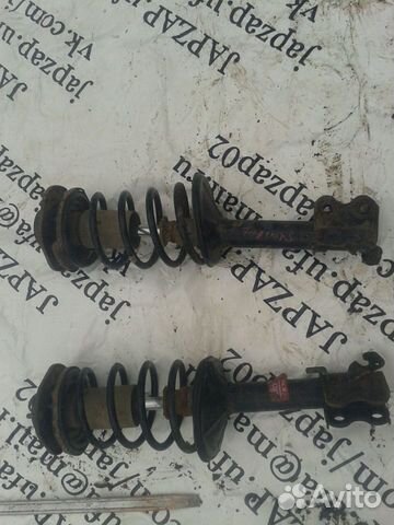 Стойки передние Toyota Starlet EP82