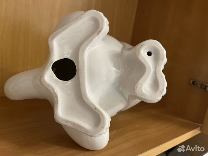 Фарфоровый кот (Испания)