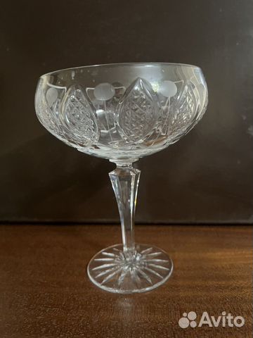 Ваза хрустальная