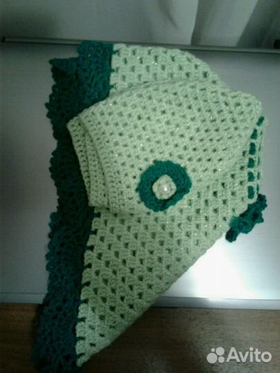 Шапочка с накидкой для девочки