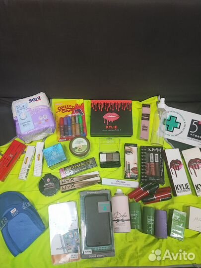 Набор косметики пакетом
