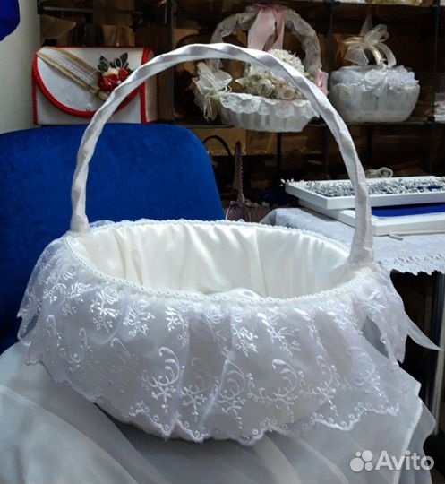 Корзины свадебные и для торжеств,на Крестины новые