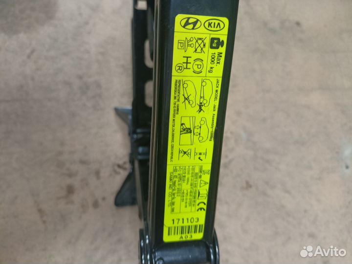 Домкрат kia и hundai