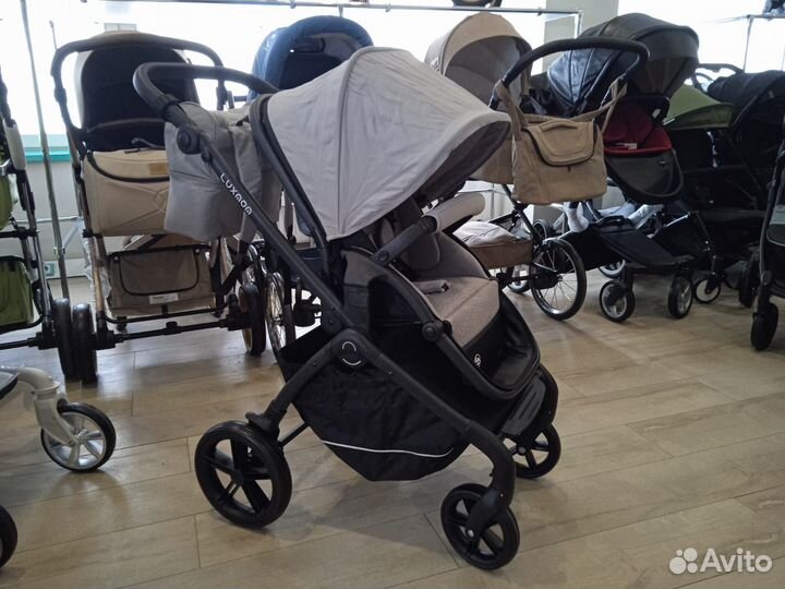 Коляска для новорожденных