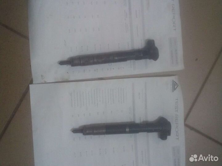 Форсунка топливная MercedesOM651 A6510700587Delphi