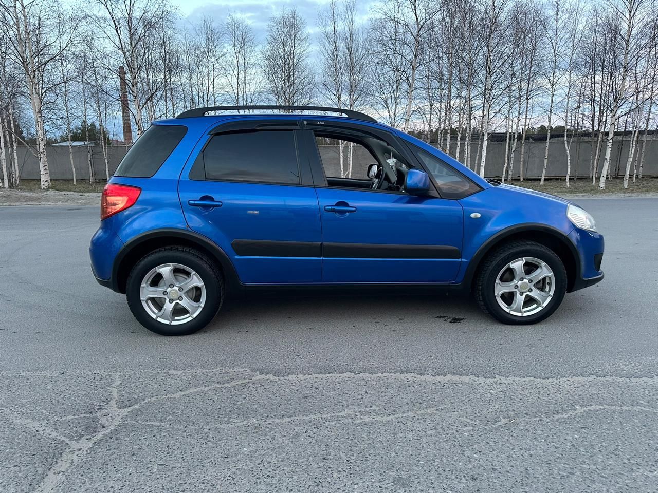 Suzuki SX4: фото владельца