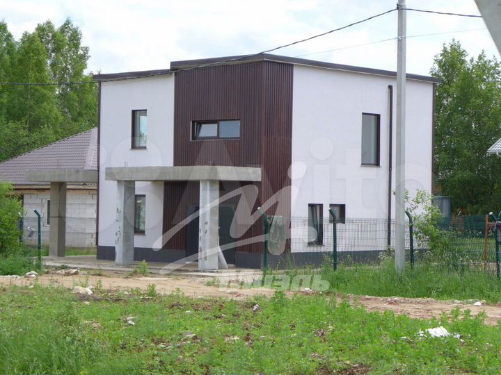 Дом 141 м² на участке 6 сот.