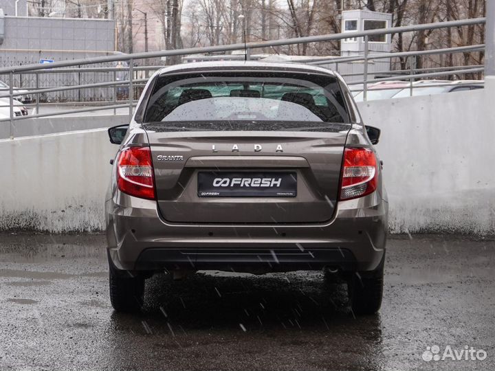 LADA Granta 1.6 МТ, 2021, 40 397 км