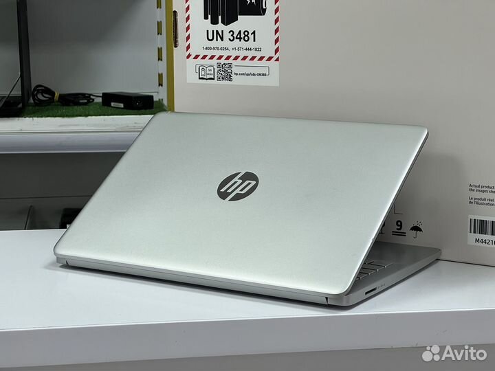 Мощный ноутбук HP Ryzen 7-4700U 8Gb 256 SSD