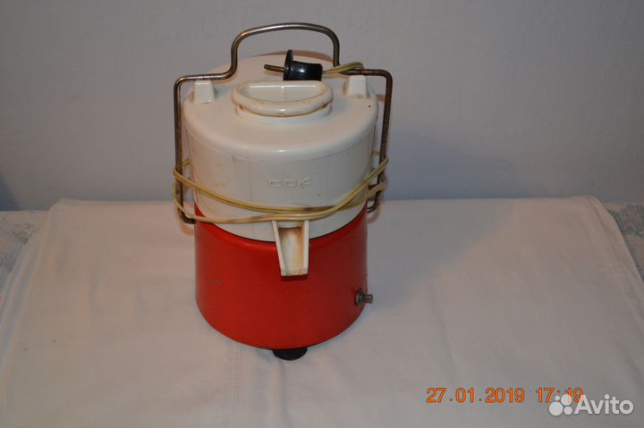 Продам Электросоковыжималку