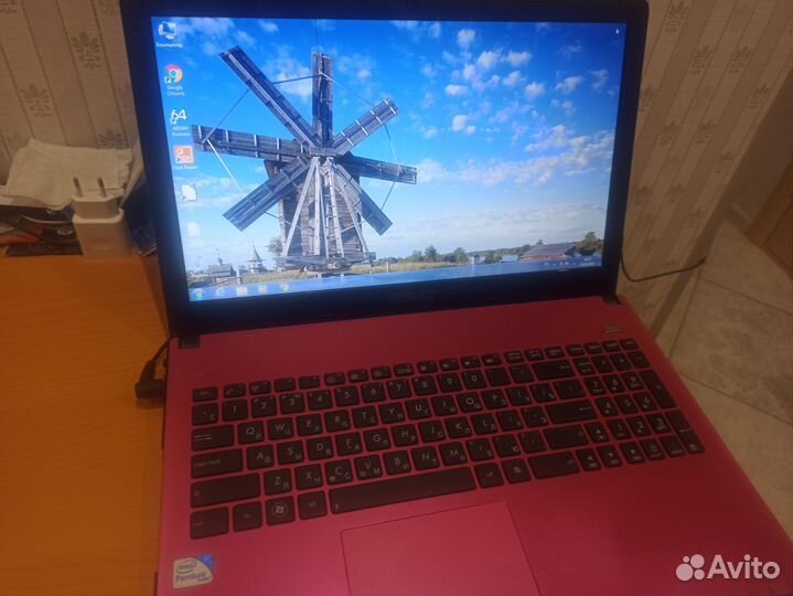 Быcтрый asus.Core i3,320Гб,4Гб,15.6