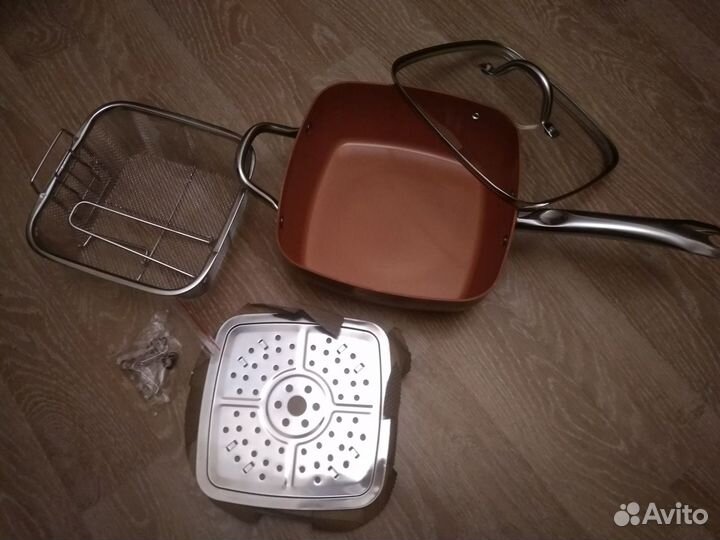 Глубокая квадратная сковорода 24 см