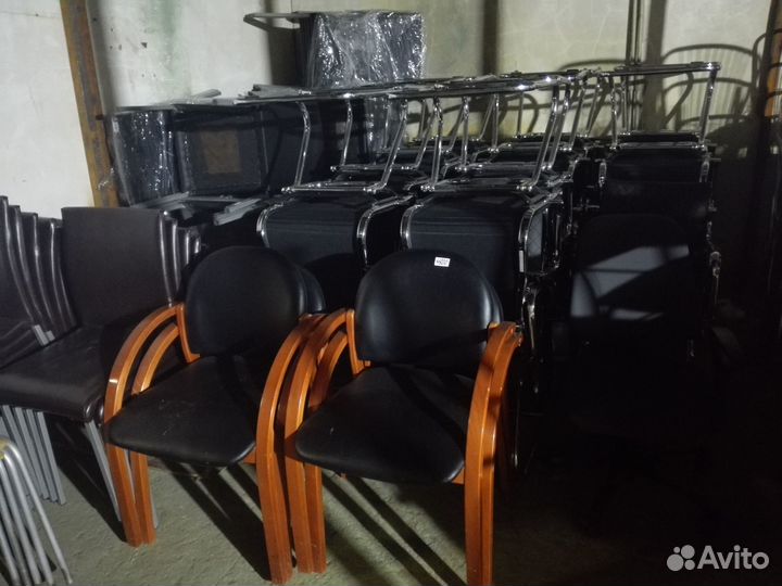 Офисные стулья